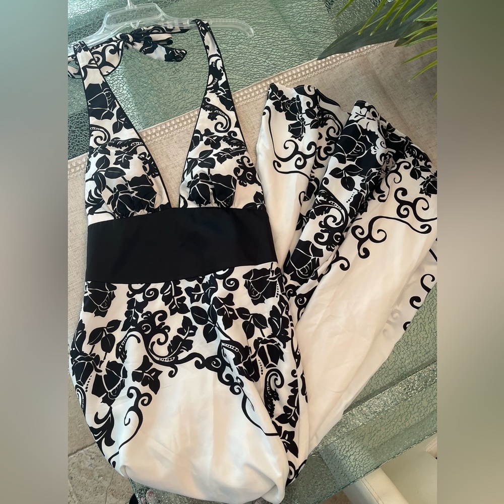 White House Black Market Dress